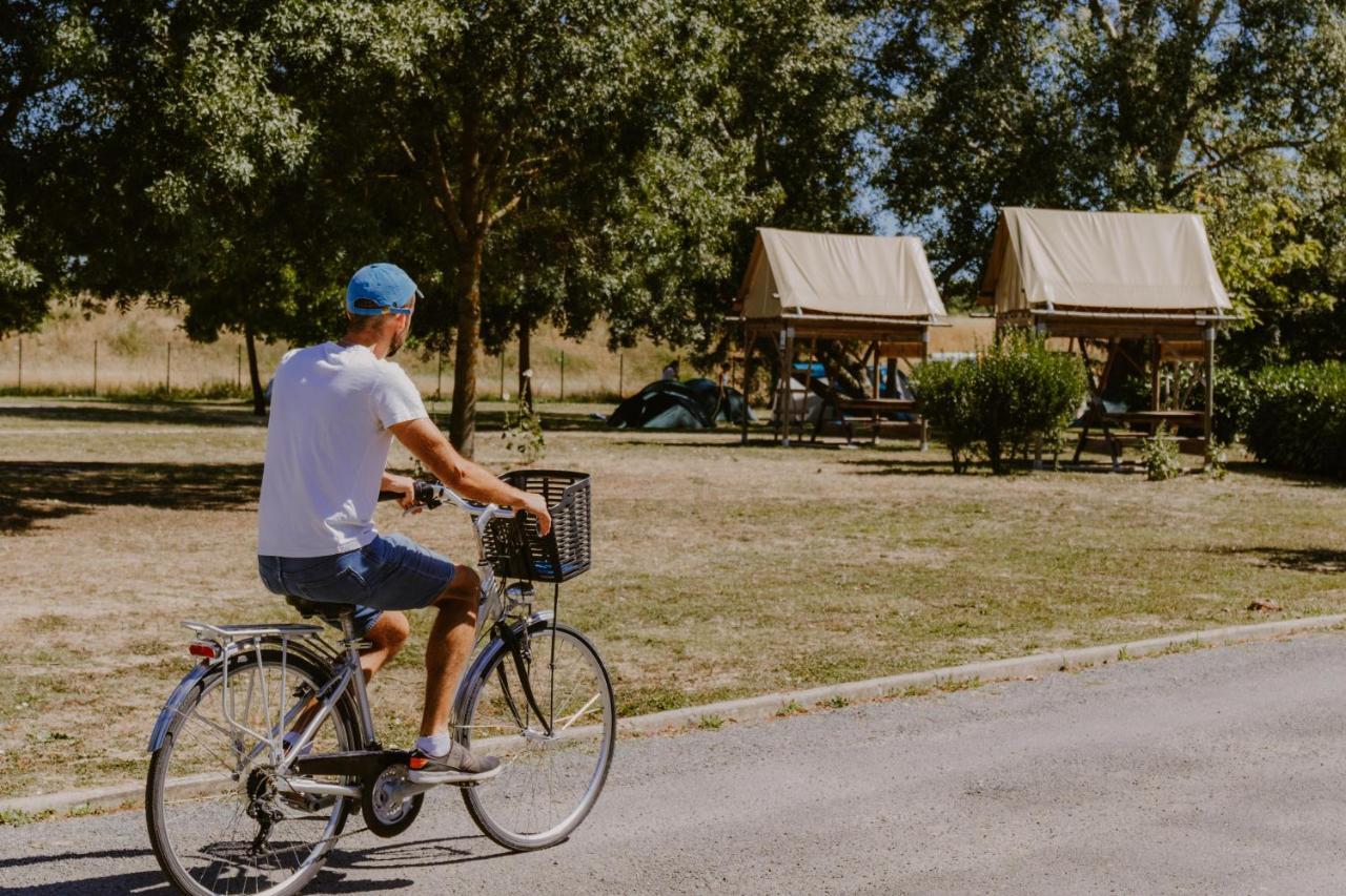 Camping Onlycamp Tours Val De Loire Saint-Avertin Exterior photo