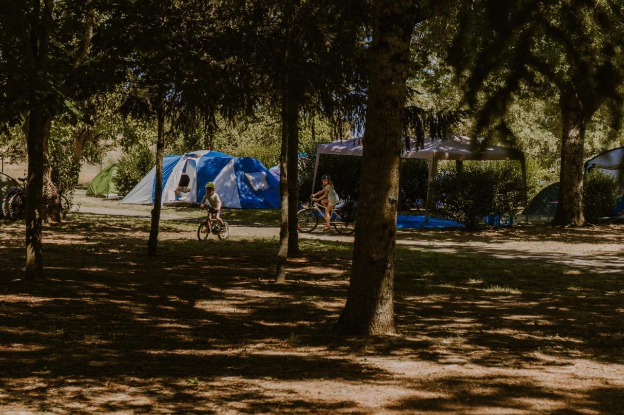 Camping Onlycamp Tours Val De Loire Saint-Avertin Exterior photo